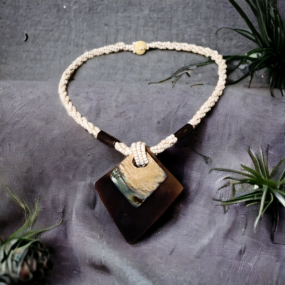 Handcrafted Beaded Shell Necklace - image 1